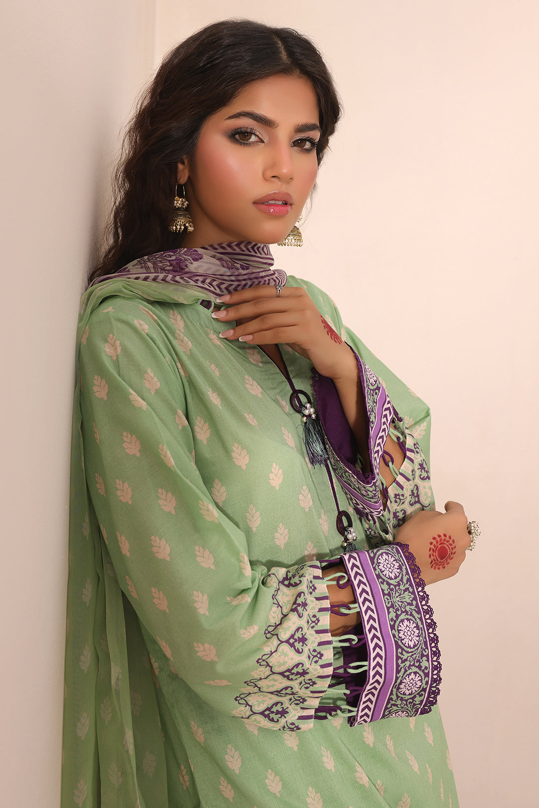 Zellbury | Unstitched 3 Piece Lawn | Shirt Shalwar Dupatta - 1696