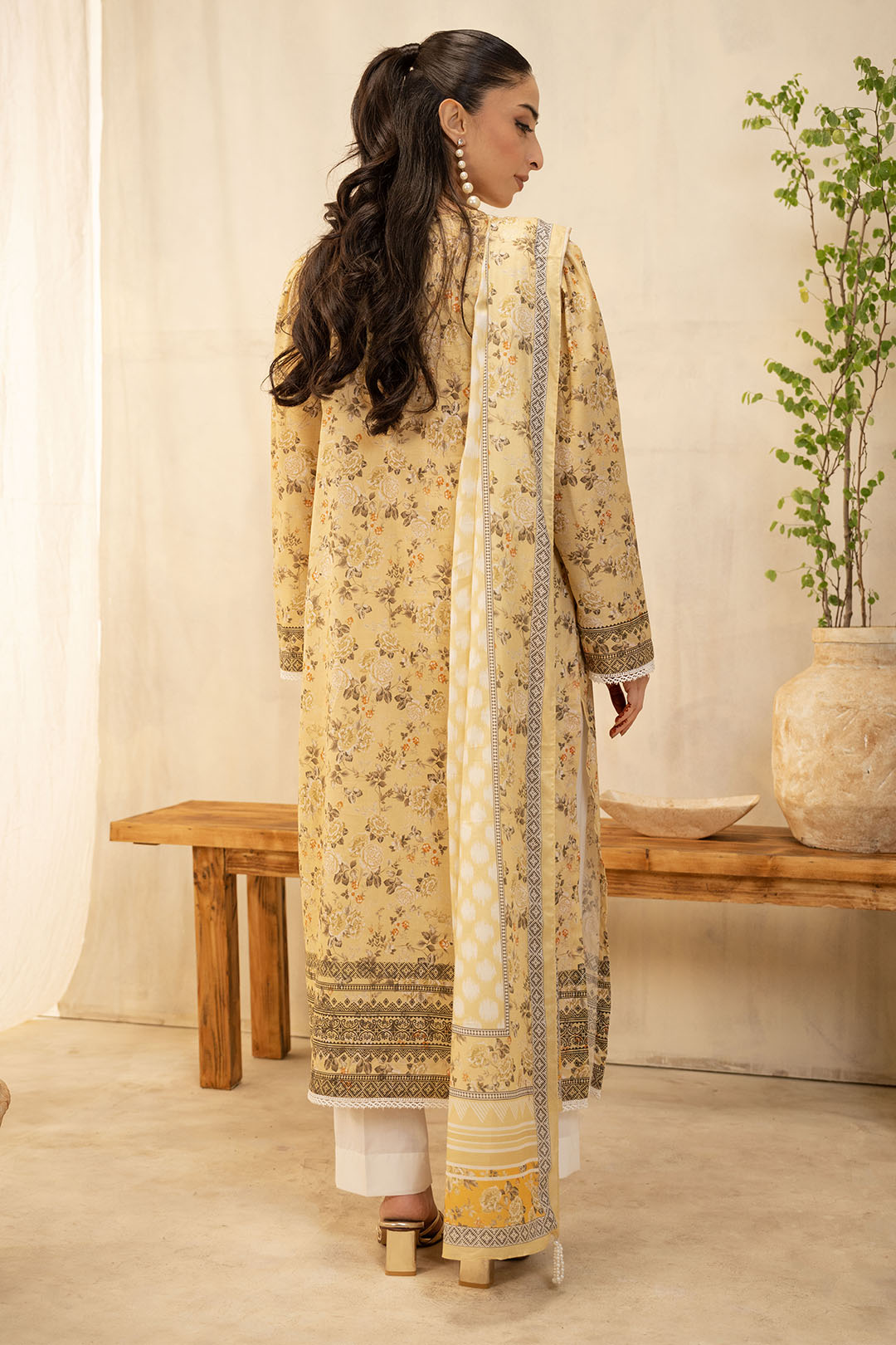 Zellbury | Unstitched 2 Piece Lawn | Shirt Dupatta - 0225