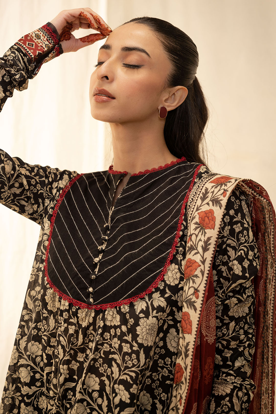 Zellbury | Unstitched 3 Piece Lawn | Shirt Shalwar Dupatta - 0030 Default Title