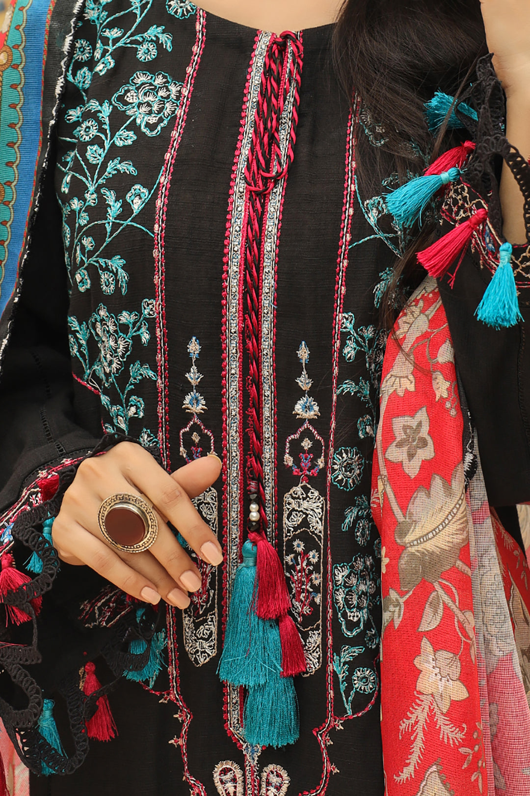 Zellbury | Unstitched 3 Piece Khaddar | Embroidered Shirt Shalwar Dupatta - 0776