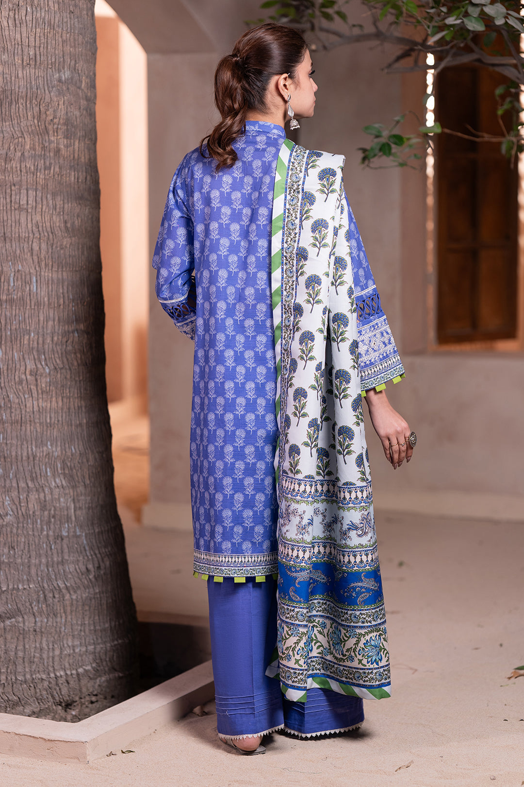 Zellbury | Unstitched 3 Piece Khaddar | Embroidered Shirt Shalwar Dupatta - 0589