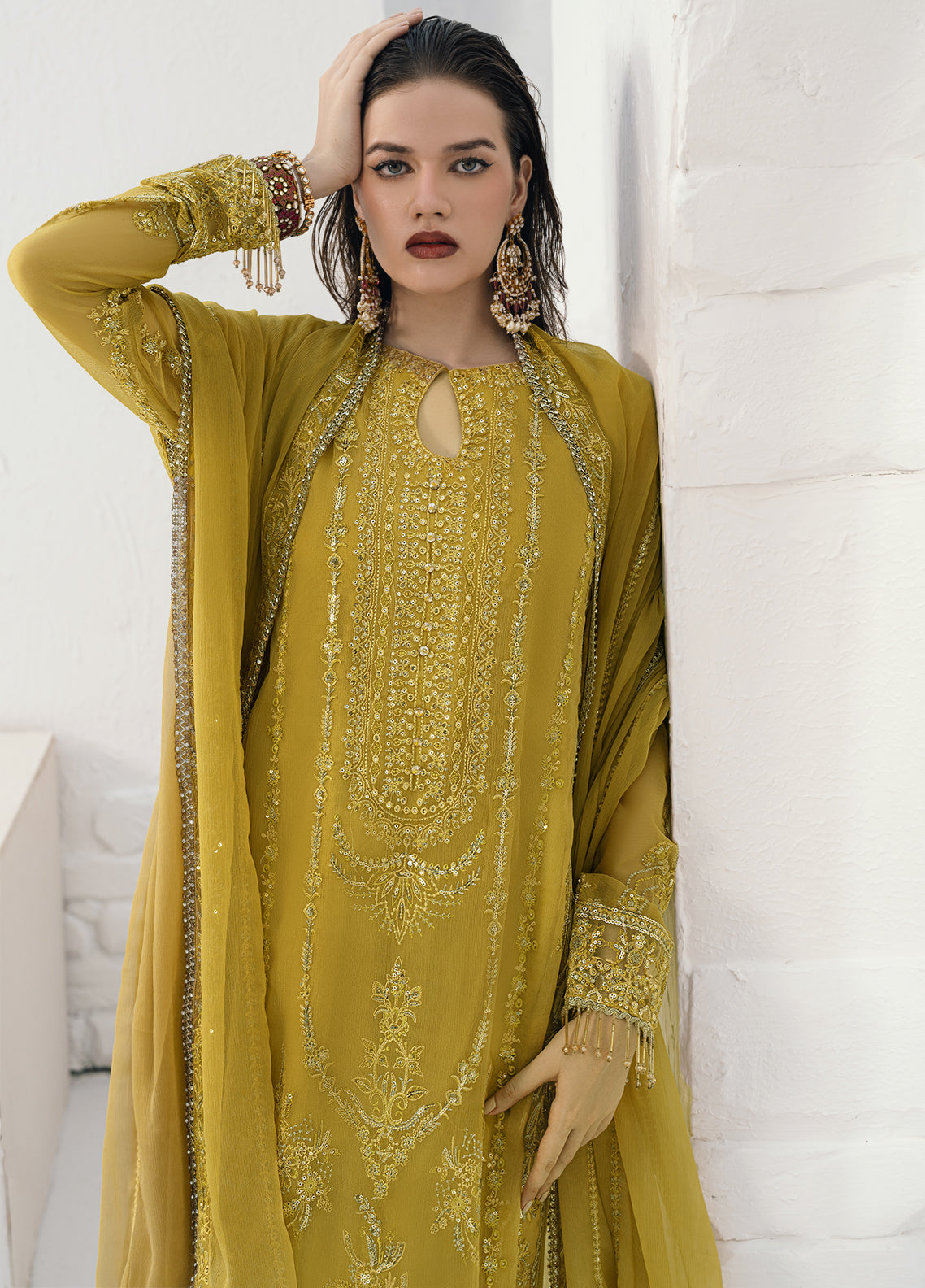 Sahane | Savoir Luxury Formals Savoir | CT-140005 Girasol - Savoir - Pakistani Designer Dress - by Sahane | Type: Formal - 100% Original at Saira Sultan