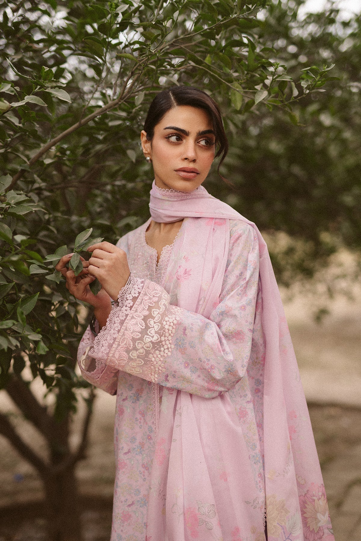 Ayzel | The Bare Minimum | Selis L Lilac Lawn