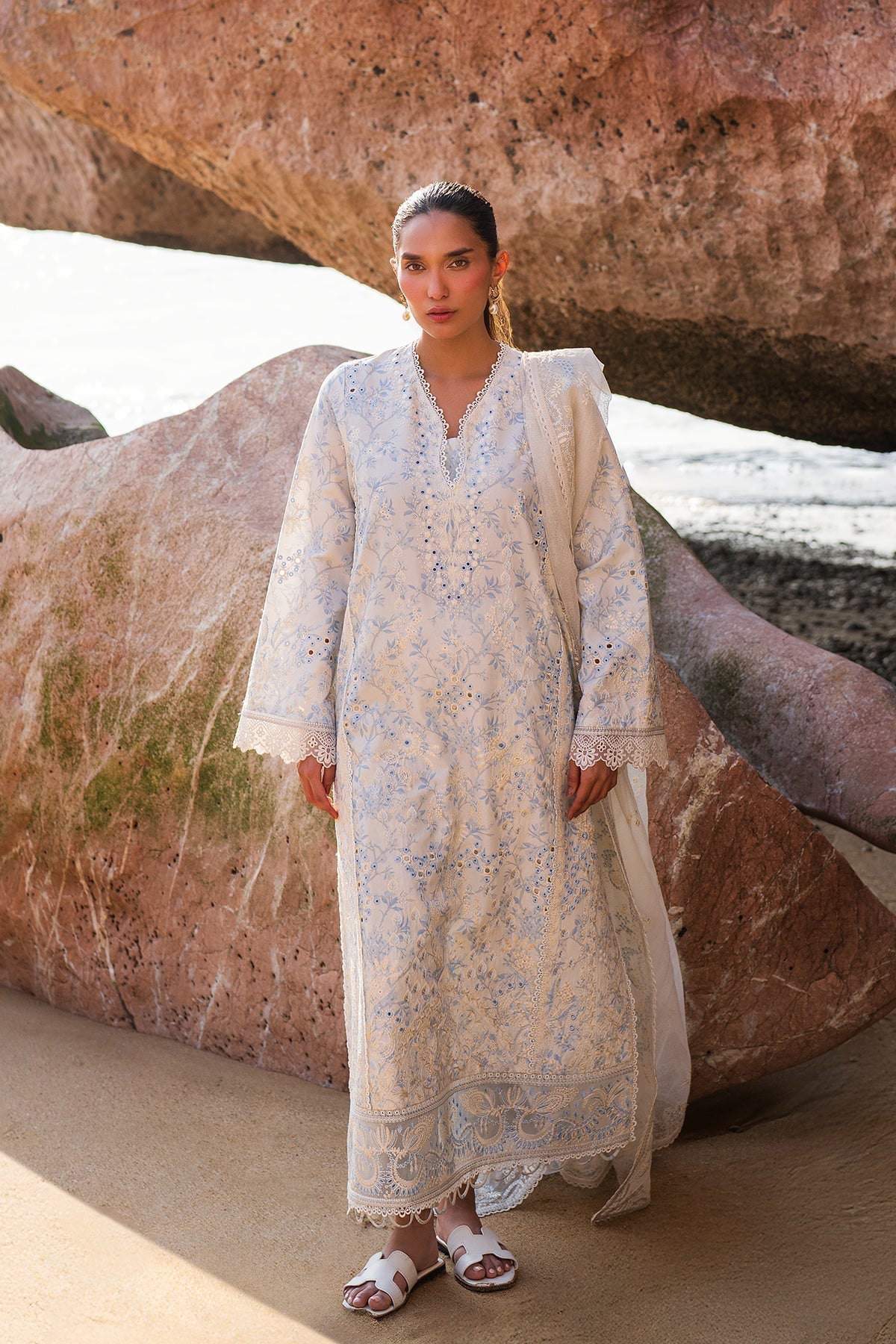 Afrozeh | Endless Summer | Nerida XS Off White Lawn