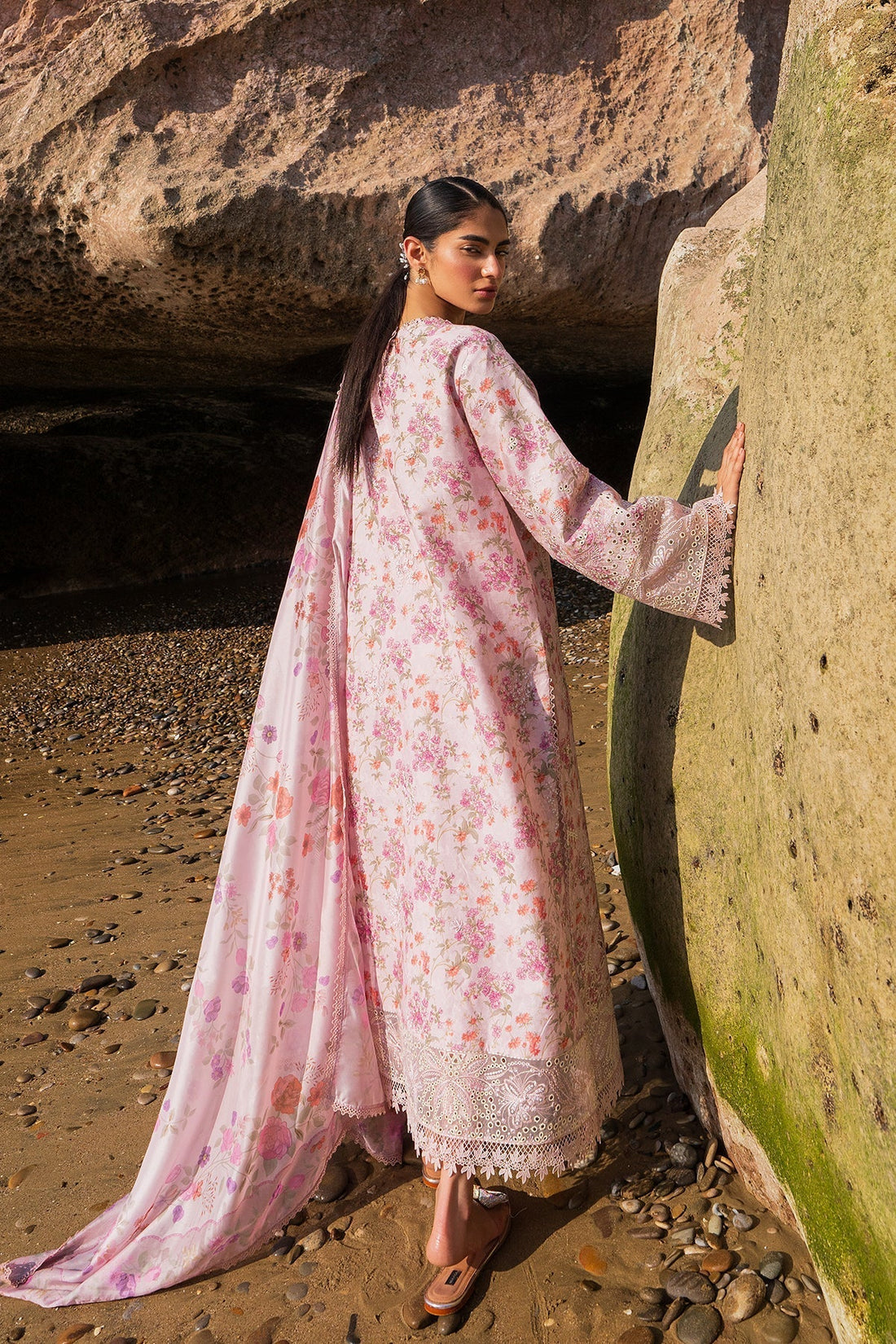 Afrozeh | Endless Summer | Zar XS Baby Pink Lawn