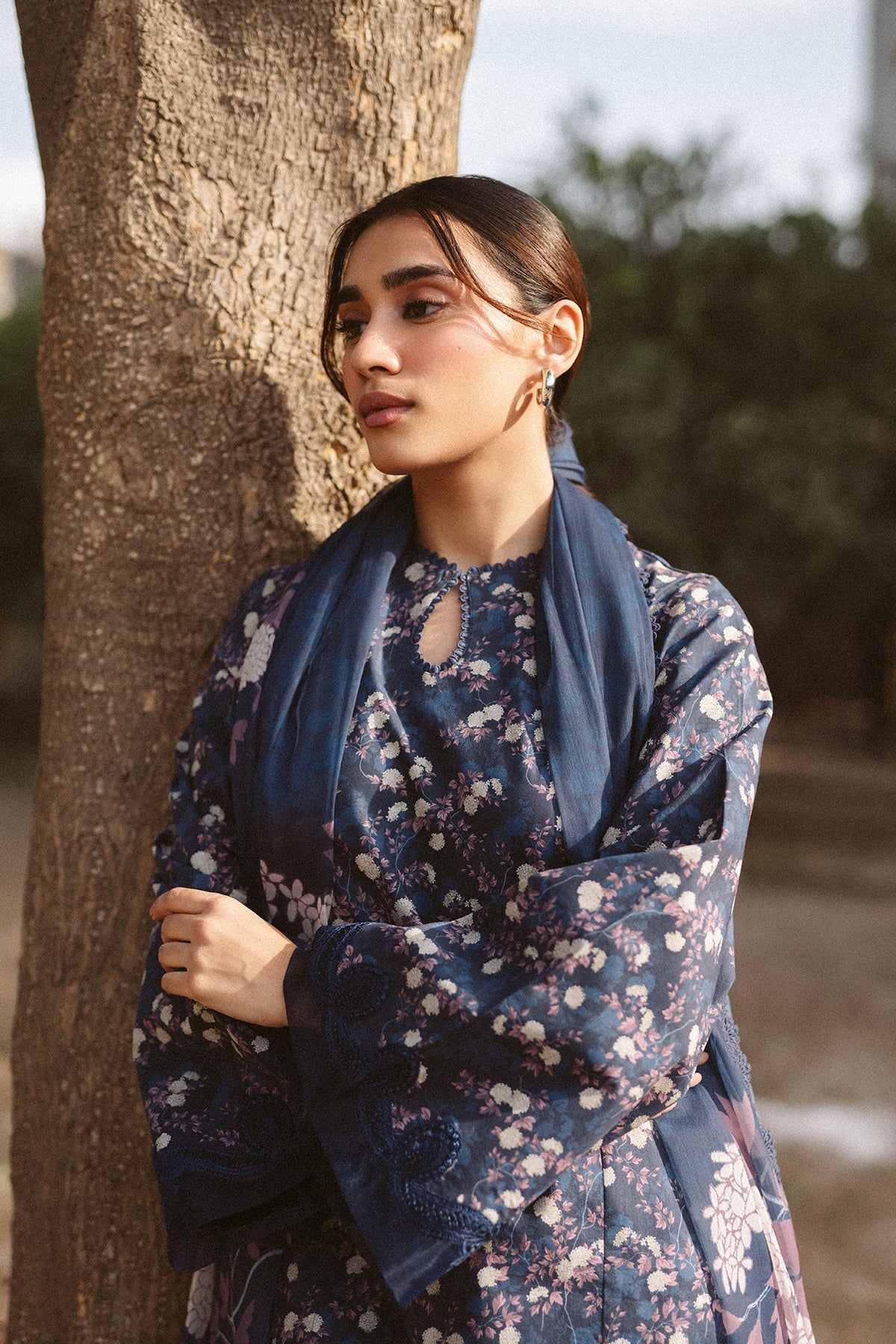 Ayzel | The Bare Minimum | Evana M Navy Blue Lawn