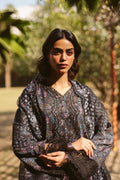 Ayzel | The Bare Minimum | Aziel M Black Lawn