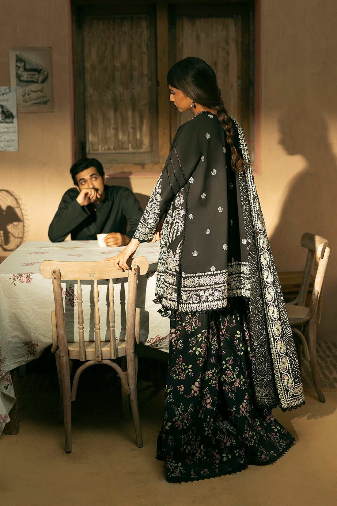 Afrozeh | Mulaqaat Lawn | Bekhudi XS Black Lawn