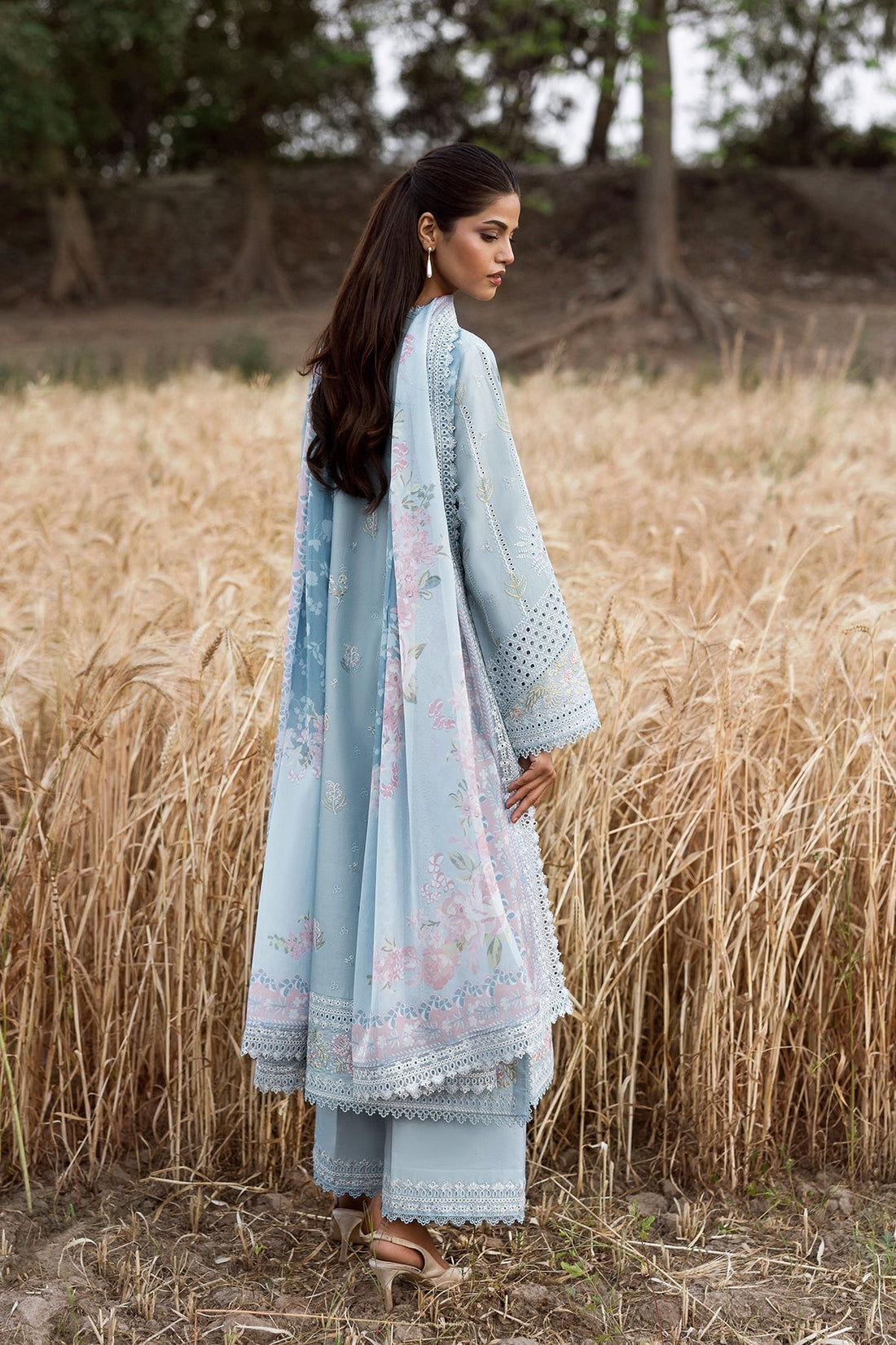 Afrozeh | Mulaqaat Lawn | Sukoon XS Sky Blue Lawn
