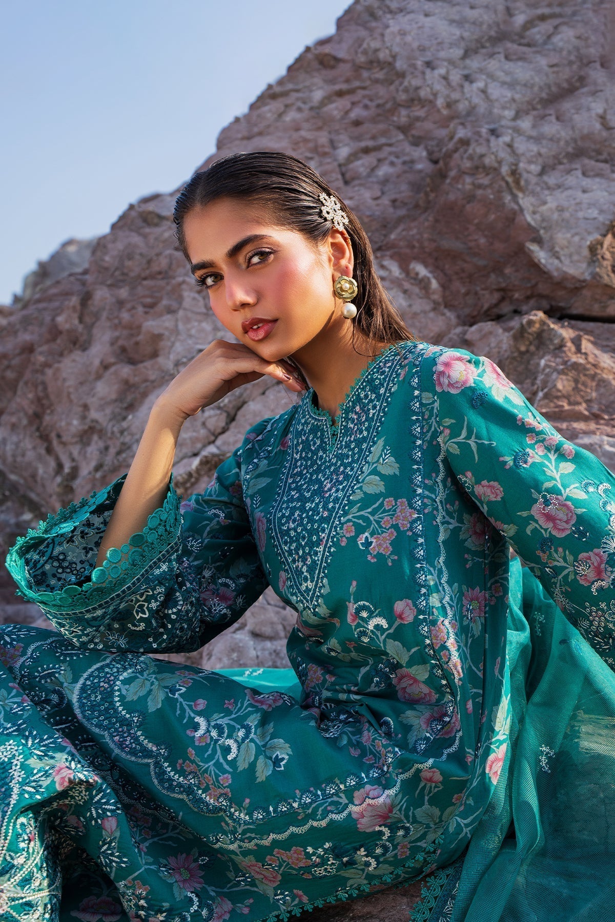 Afrozeh | Endless Summer | Plush L Teal Lawn