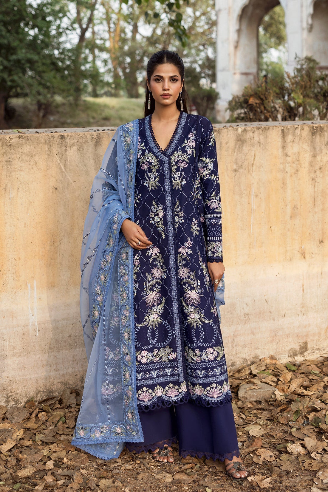 Afrozeh | Mulaqaat Lawn | Shiddat XS Blue Lawn