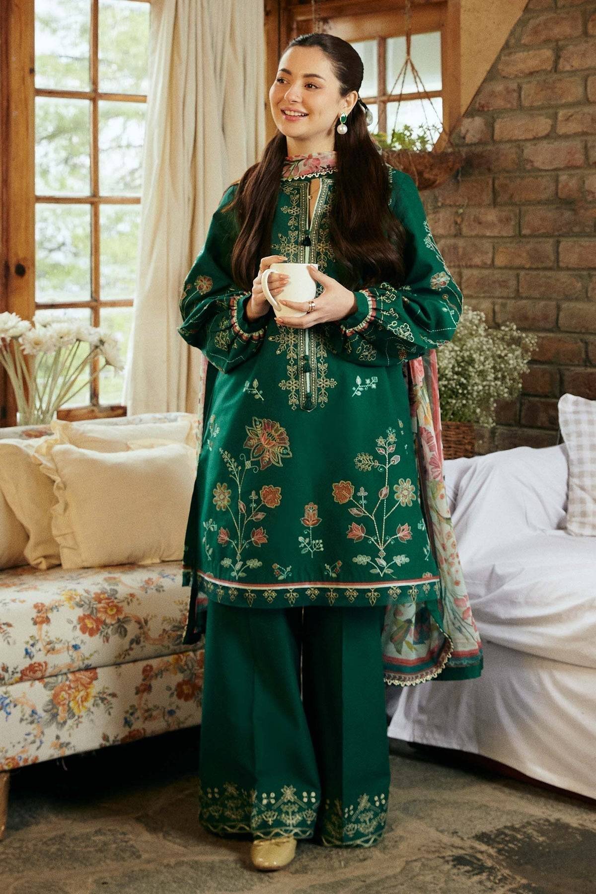 Zara Shahjahan | Coco Lawn Vol 2 | ZAIRA-9A - Pakistani Designer Dress - by Zara Shahjahan | Type: Luxury - 100% Original at Saira Sultan
