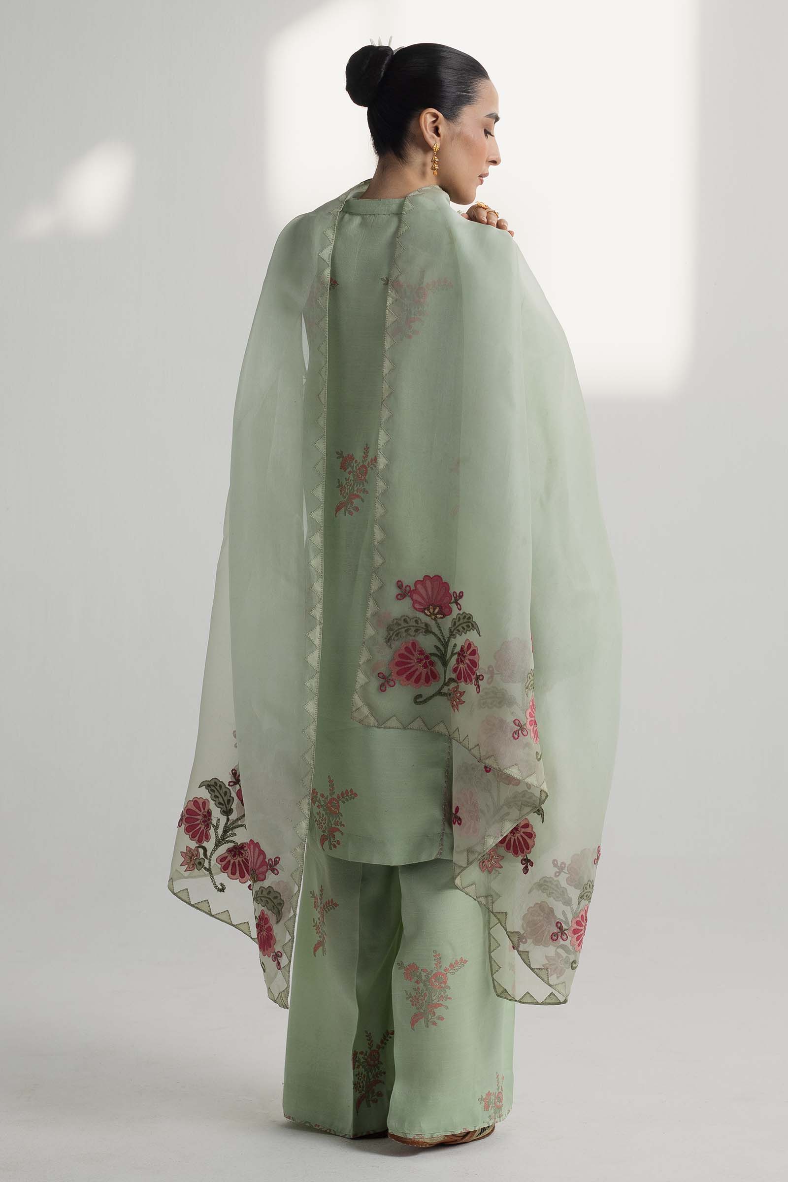 Zara Shahjahan | Handcrafted Suits | ZHC-047 - Pakistani Designer Dress - by Zara Shahjahan | Type: Luxury - 100% Original at Saira Sultan