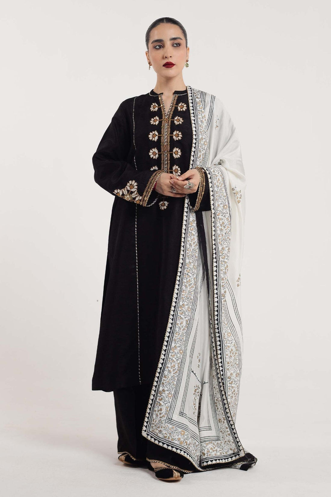 Zara Shahjahan | Handcrafted Suits | ZHC-048 - Pakistani Designer Dress - by Zara Shahjahan | Type: Luxury - 100% Original at Saira Sultan