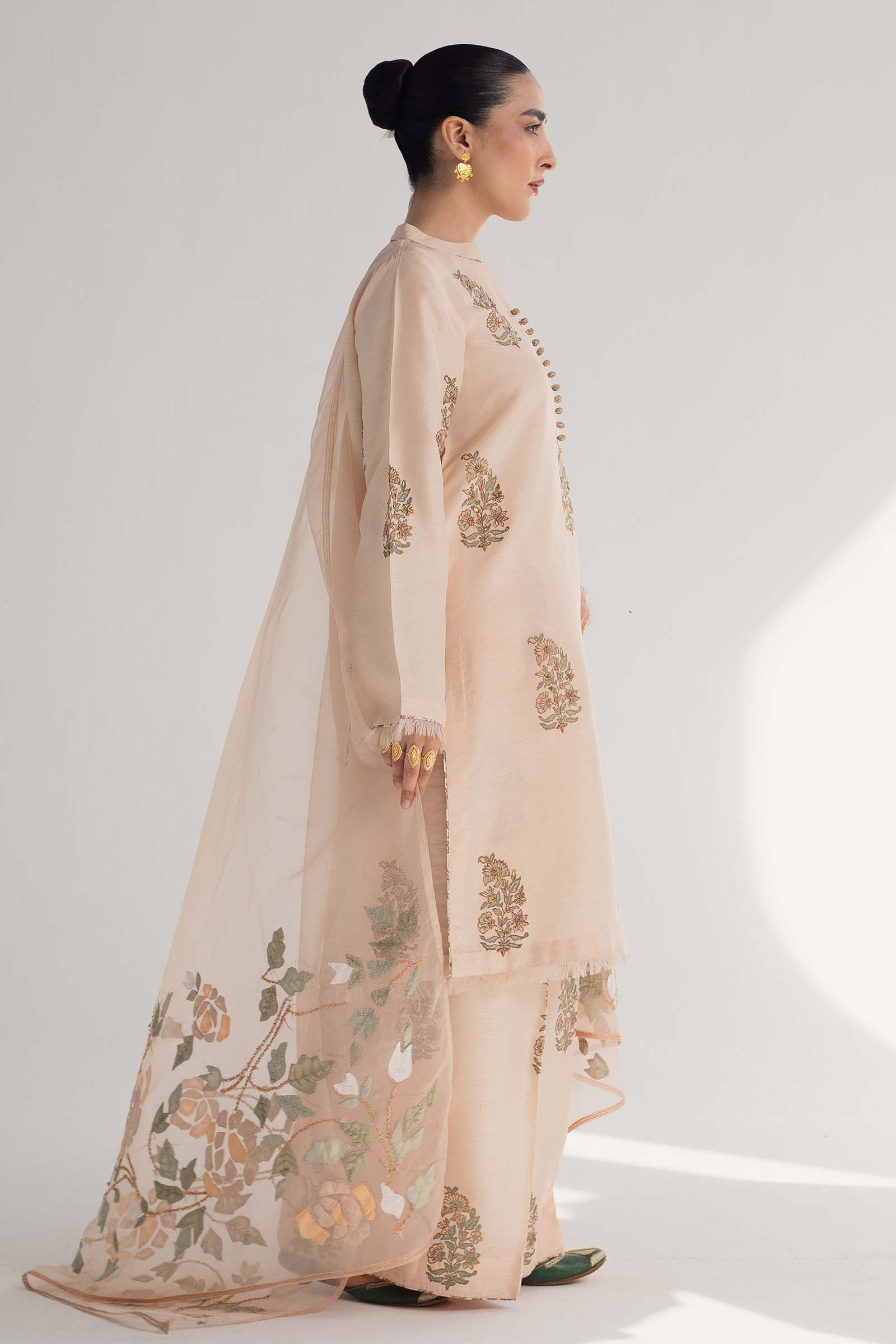 Zara Shahjahan | Handcrafted Suits | ZHC-049 - Pakistani Designer Dress - by Zara Shahjahan | Type: Luxury - 100% Original at Saira Sultan