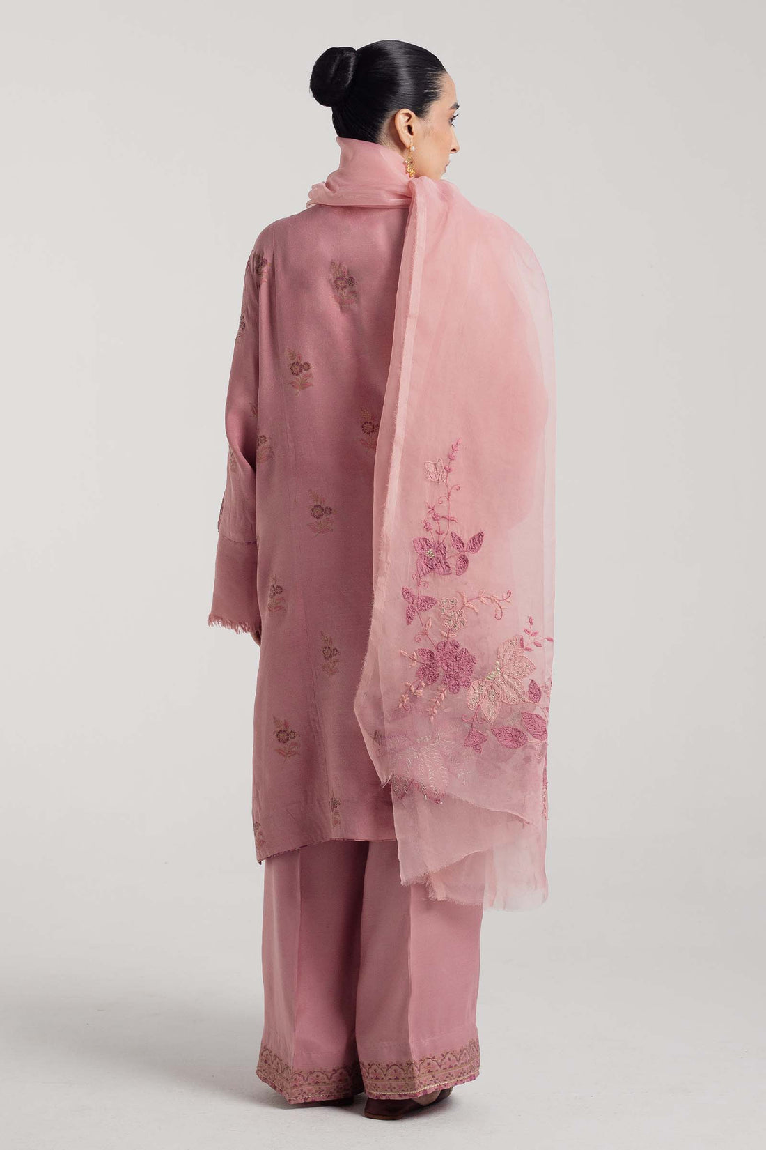 Zara Shahjahan | Handcrafted Suits | ZHC-050 - Pakistani Designer Dress - by Zara Shahjahan | Type: Luxury - 100% Original at Saira Sultan