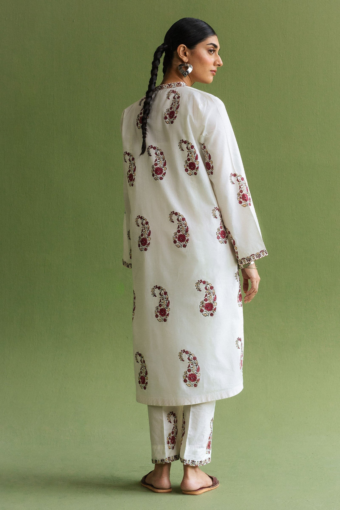 Zara Shahjahan | Handcrafted Suits | ZHC-055 - Pakistani Designer Dress - by Zara Shahjahan | Type: Luxury - 100% Original at Saira Sultan