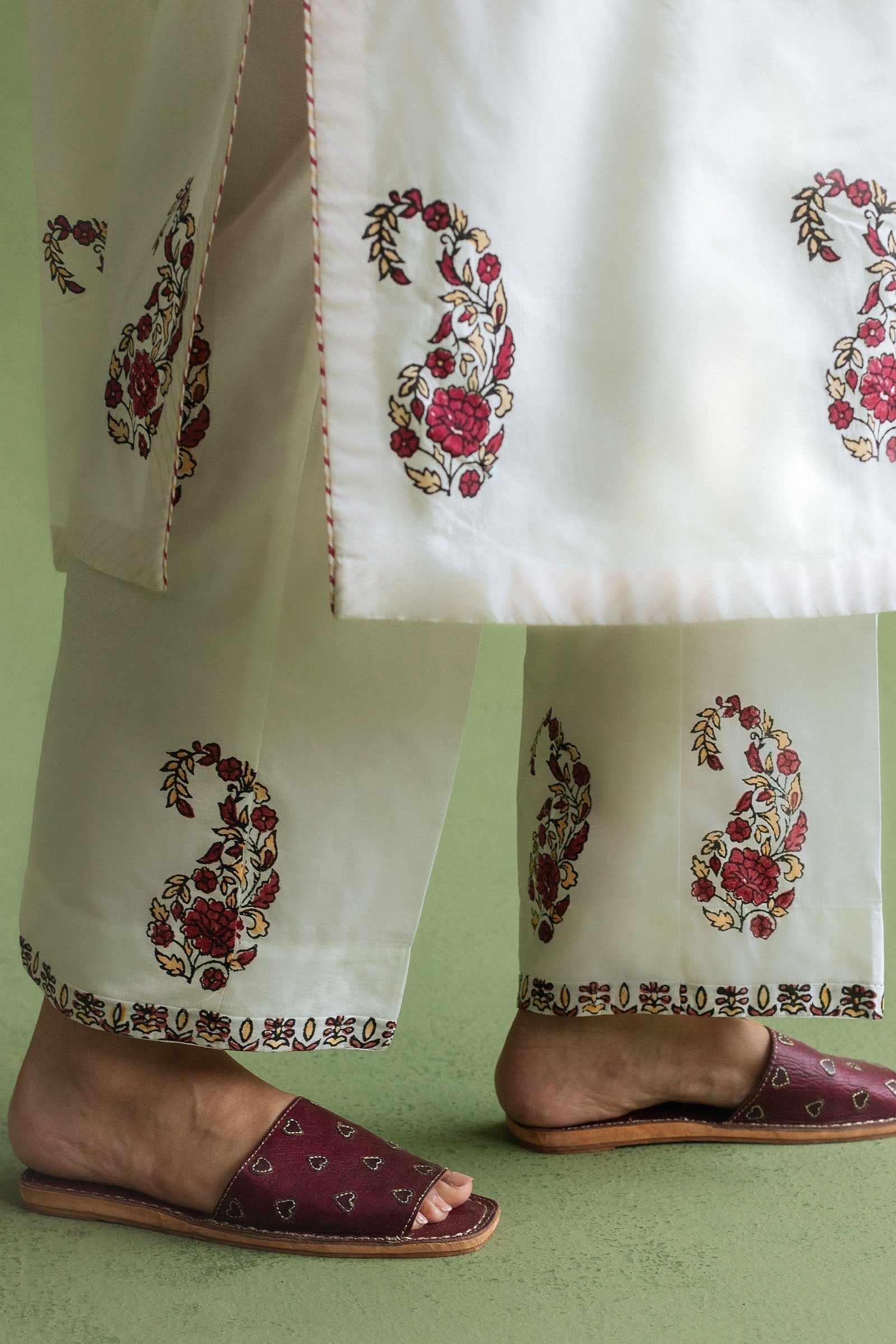 Zara Shahjahan | Handcrafted Suits | ZHC-055 - Pakistani Designer Dress - by Zara Shahjahan | Type: Luxury - 100% Original at Saira Sultan