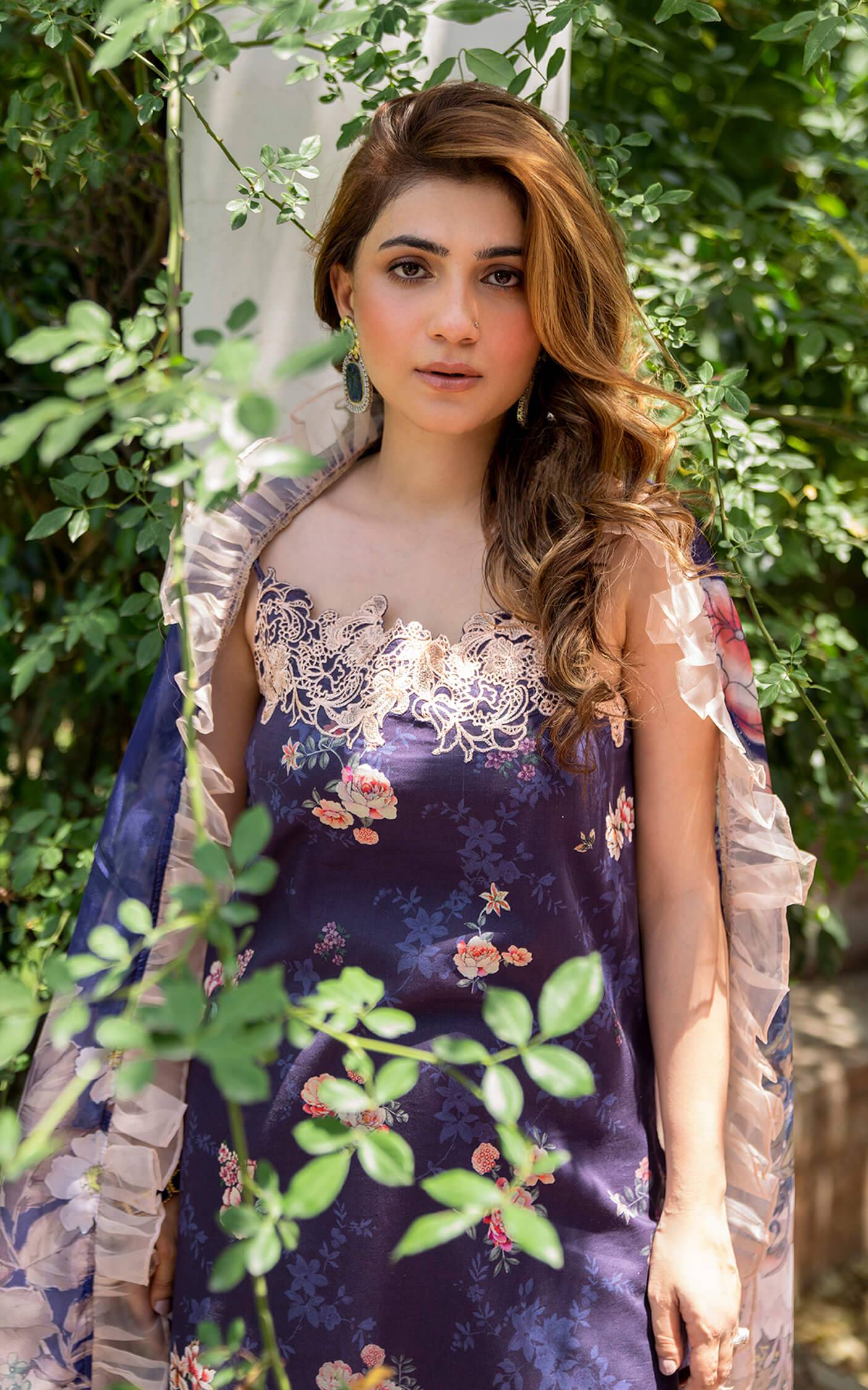 Asifa and Nabeel | Meraki Summer Vol 2 | Zahra MK-13 - Pakistani Designer Dress - by Asifa and Nabeel | Type: Luxury - 100% Original at Saira Sultan