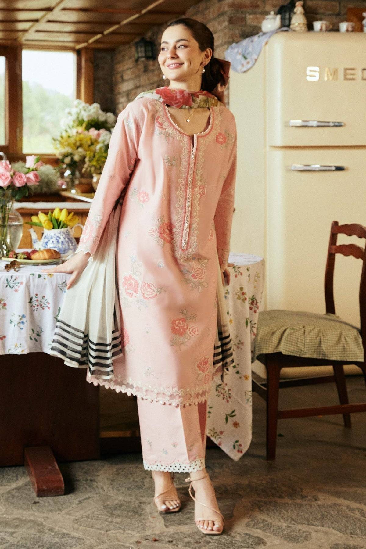 Zara Shahjahan | Coco Lawn Vol 2 | MIREA-3B - Pakistani Designer Dress - by Zara Shahjahan | Type: Luxury - 100% Original at Saira Sultan