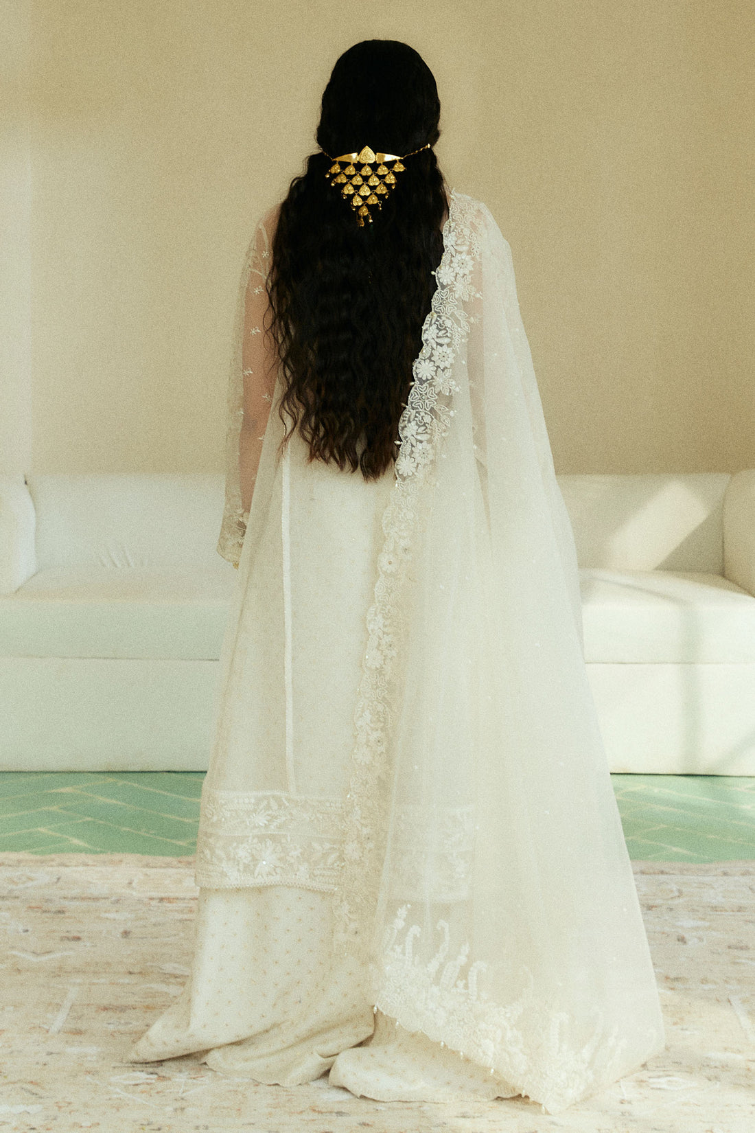 Zara Shahjahan | Lovent Wedding 2025 | VIE-D2 XS Ivory Poly Organza