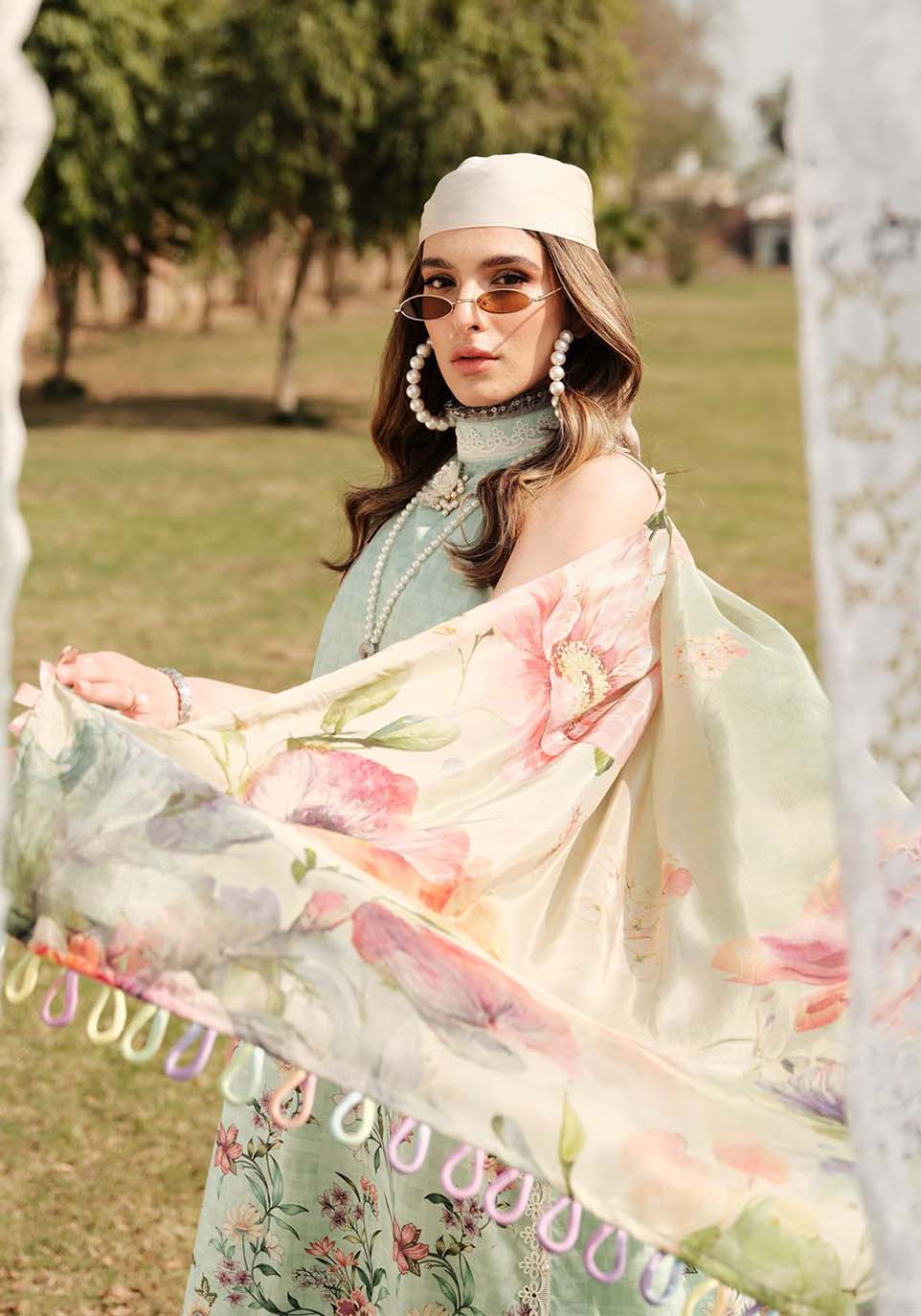 Zarqash | Luxe Lawn 24 | ZQ 8 - Pakistani Designer Dress - by Zarqash | Type: Luxury - 100% Original at Saira Sultan