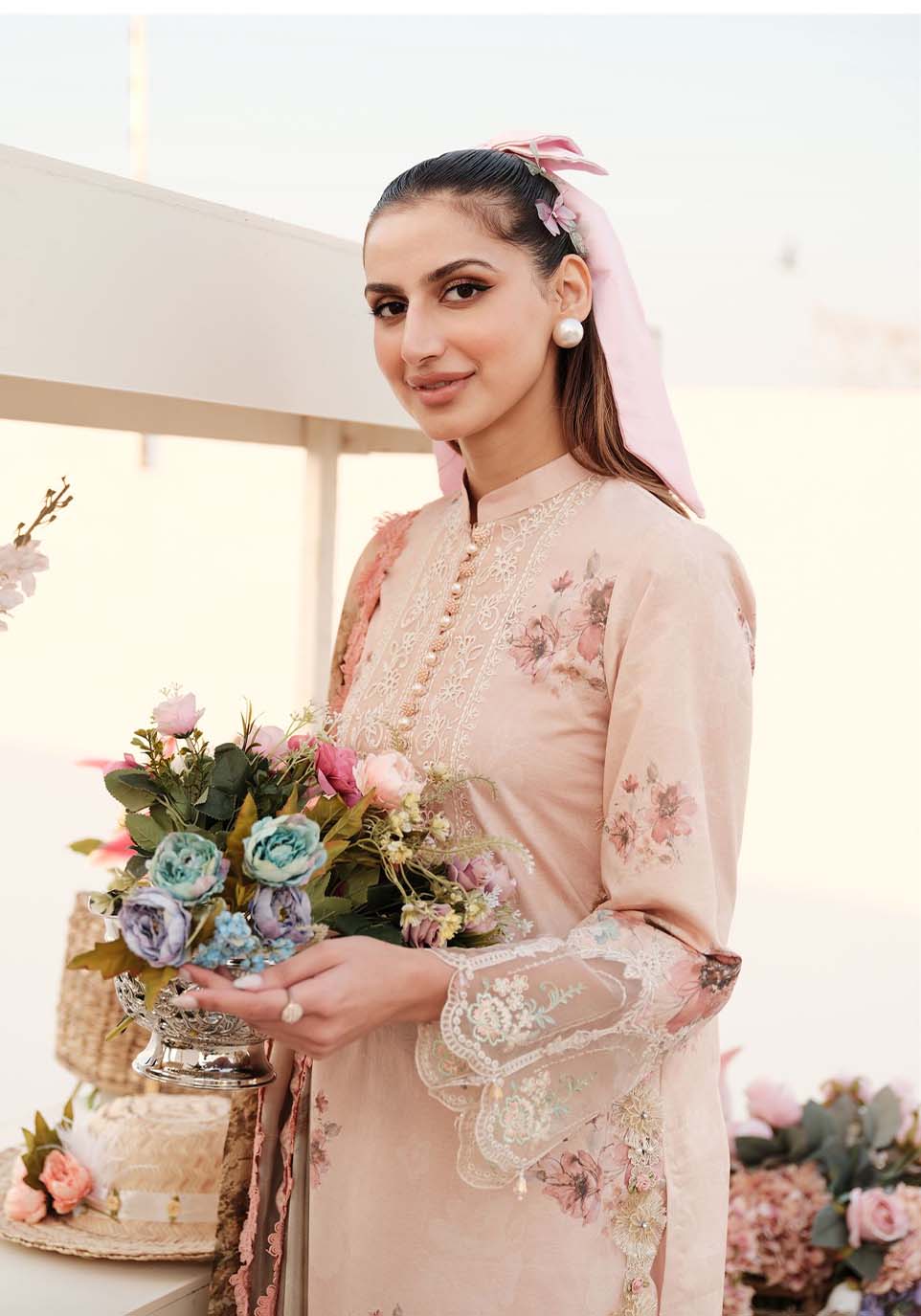 Zarqash | Luxe Lawn 24 | ZQ 11 - Pakistani Designer Dress - by Zarqash | Type: Luxury - 100% Original at Saira Sultan