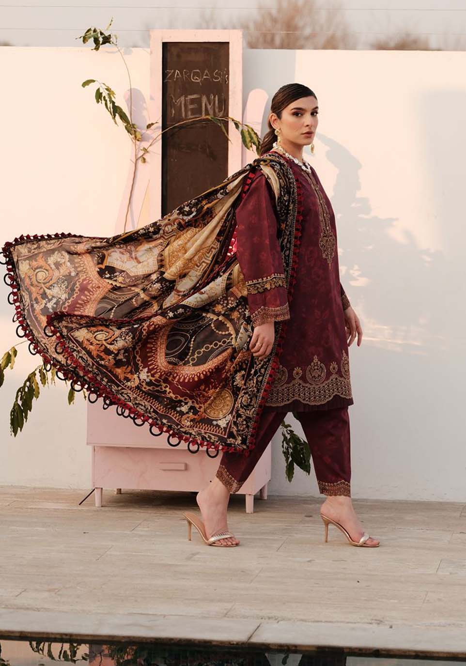 Zarqash | Luxe Lawn 24 | ZQ 6 - Pakistani Designer Dress - by Zarqash | Type: Luxury - 100% Original at Saira Sultan