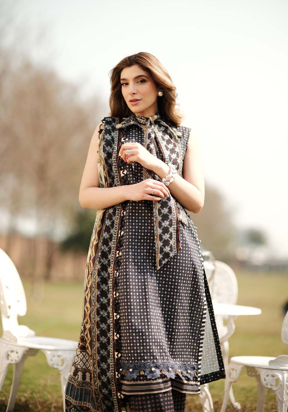 Zarqash | Luxe Lawn 24 | ZQ 2 - Pakistani Designer Dress - by Zarqash | Type: Luxury - 100% Original at Saira Sultan