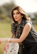 Zarqash | Luxe Lawn 24 | ZQ 2 - Pakistani Designer Dress - by Zarqash | Type: Luxury - 100% Original at Saira Sultan