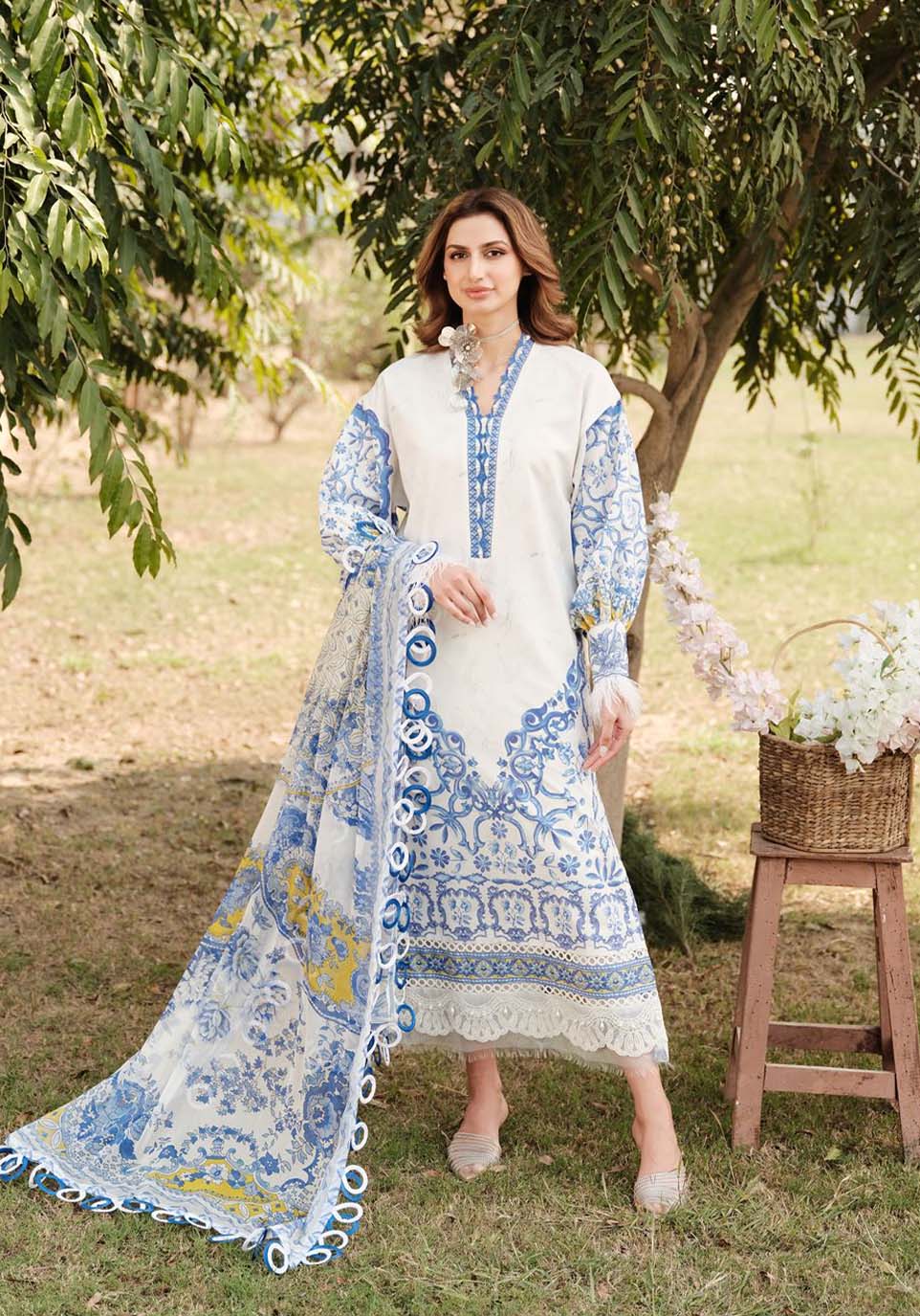 Zarqash | Luxe Lawn 24 | ZQ 7 - Pakistani Designer Dress - by Zarqash | Type: Luxury - 100% Original at Saira Sultan
