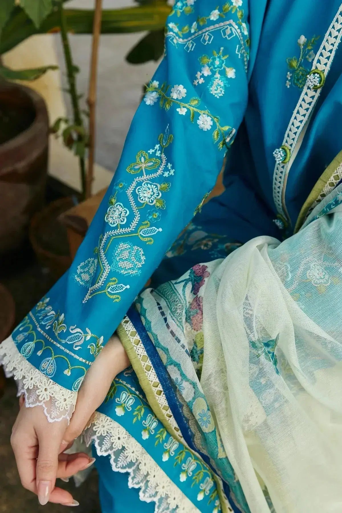 Zara Shahjahan | Coco Lawn 24 | ZOYA-8B - Pakistani Designer Dress - by Zara Shahjahan | Type: Luxury - 100% Original at Saira Sultan