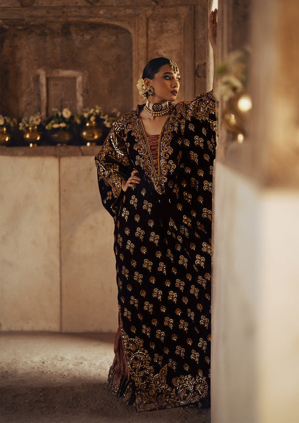 Aik Atelier | Dastoor Velvet 24 | DASTOOR - LOOK 03 M Black Velvet