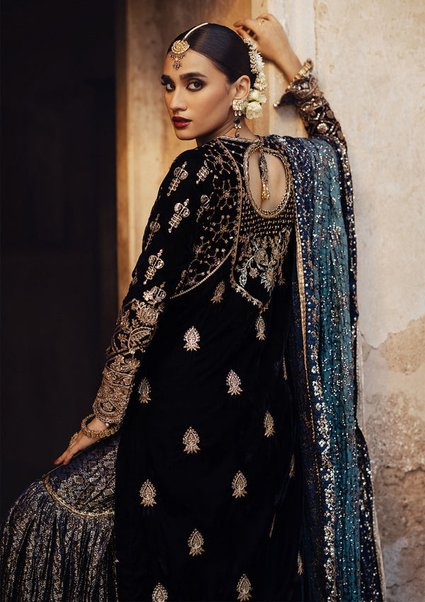 Aik Atelier | Dastoor Velvet 24 | DASTOOR - LOOK 07 M Black Velvet