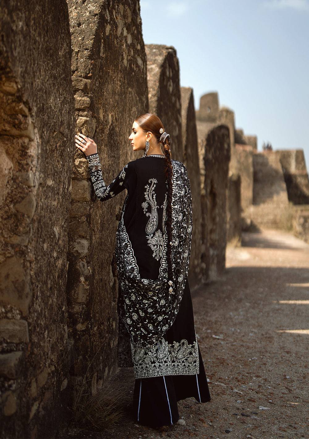 Aik Atelier | Pardes Lawn 24 | LOOK 08 - Pakistani Designer Dress - by Aik Atelier | Type: Luxury - 100% Original at Saira Sultan