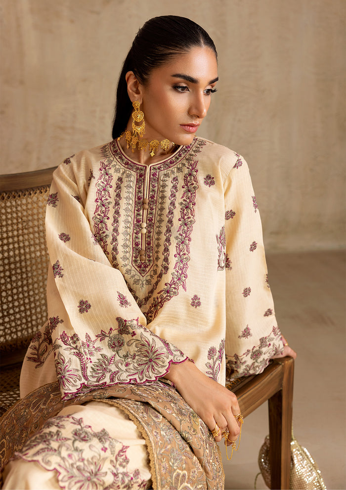 Aik Atelier | RTW 25 | LOOK 01 XL Ivory Jacquard