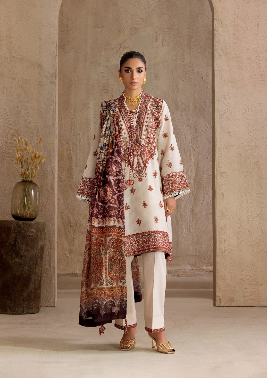 Aik Atelier | RTW 25 | LOOK 04 XS Ivory Jacquard Lawn