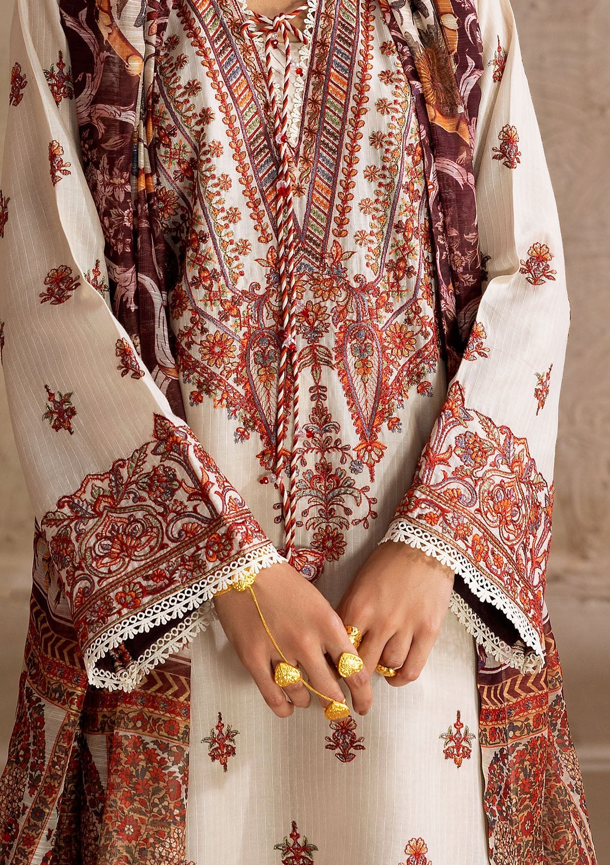 Aik Atelier | RTW 25 | LOOK 04 M Ivory Jacquard Lawn