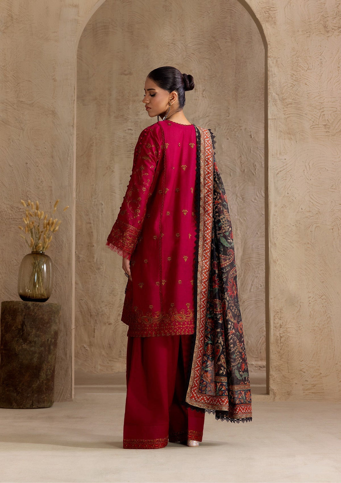 Aik Atelier | RTW 25 | LOOK 05 XS Deep Red Jacquard Lawn