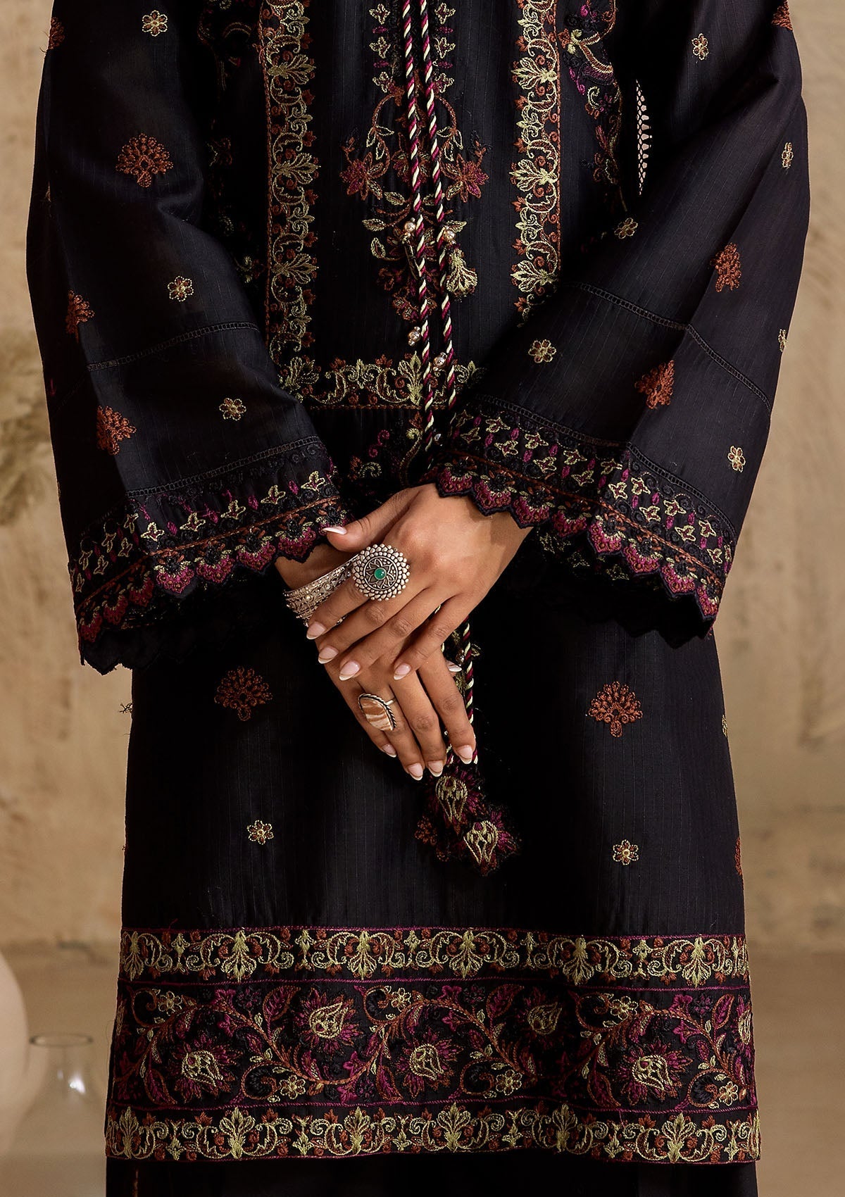 Aik Atelier | RTW 25 | LOOK 06 M Black Jacquard Lawn