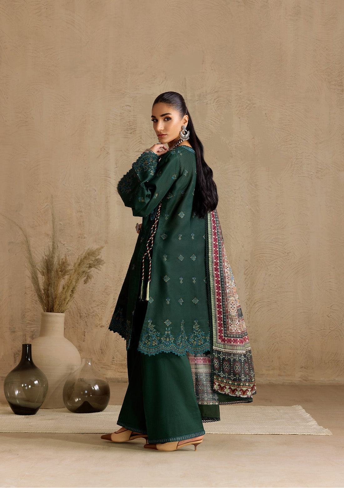 Aik Atelier | RTW 25 | LOOK 07 XS Deep Teal Green Lawn