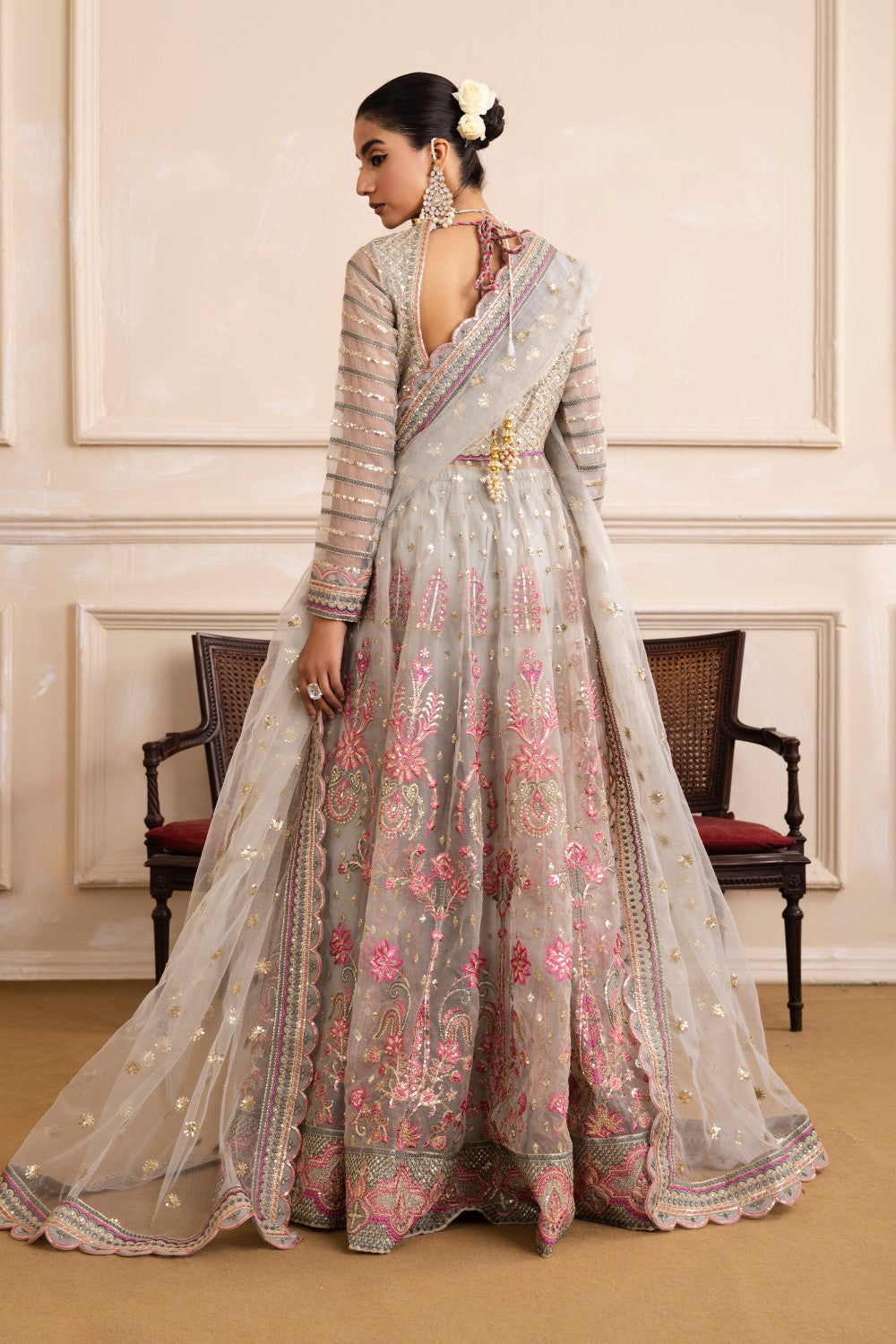 Maryum N Maria | Izara Formals | AMUMET - MW40026 XS Gray Organza