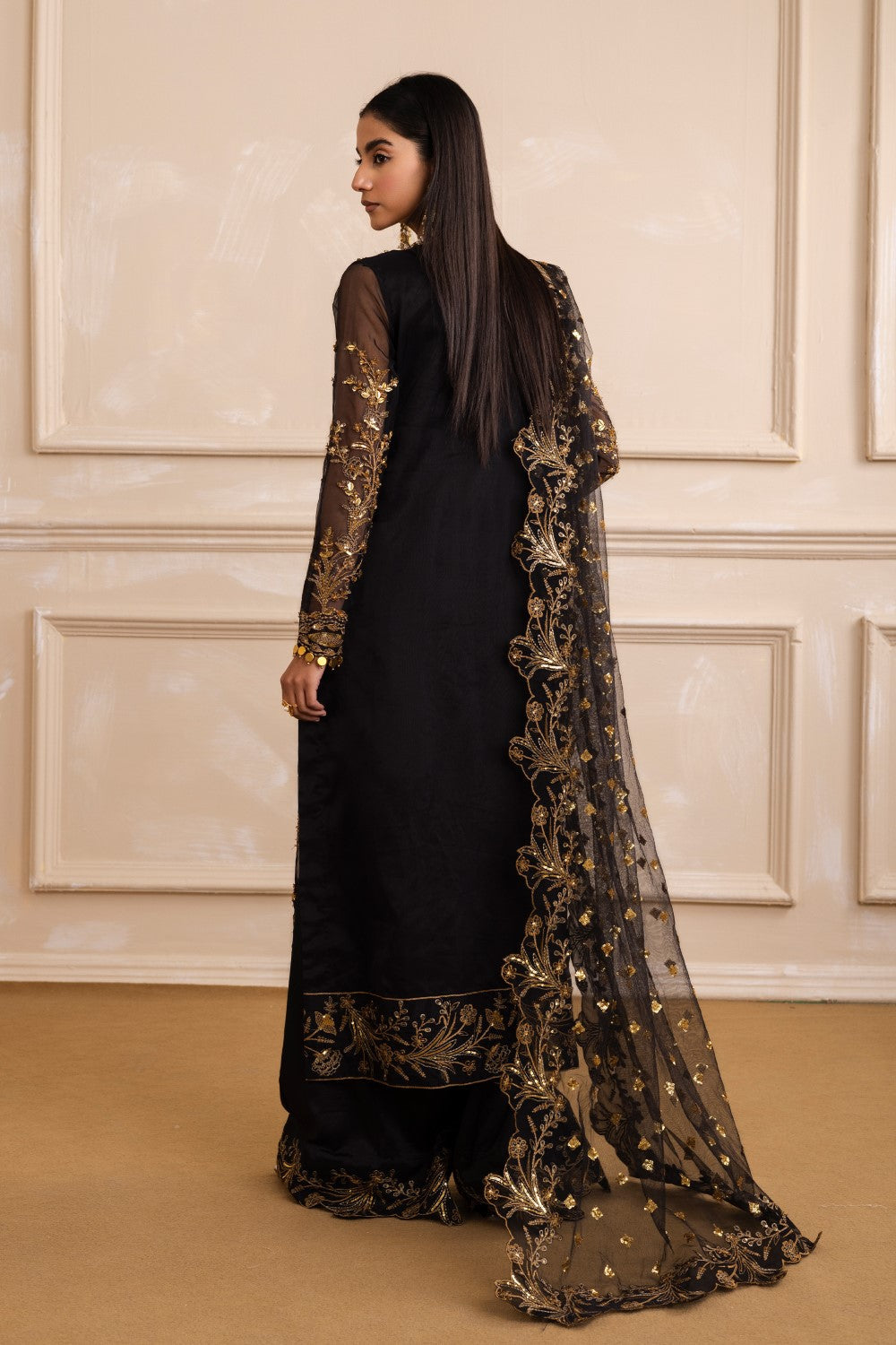 Maryum N Maria | Izara Formals | ANAHITA - MW40028 XS Black Organza