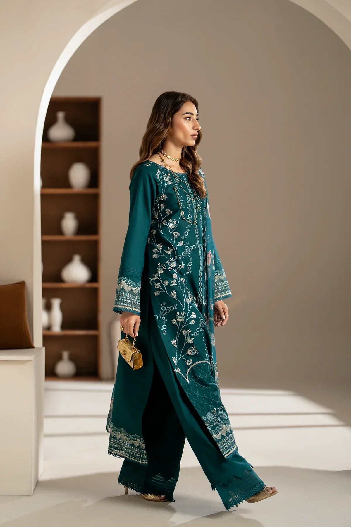 Azzal | Aghaaz Luxury Lawn | Mehr M