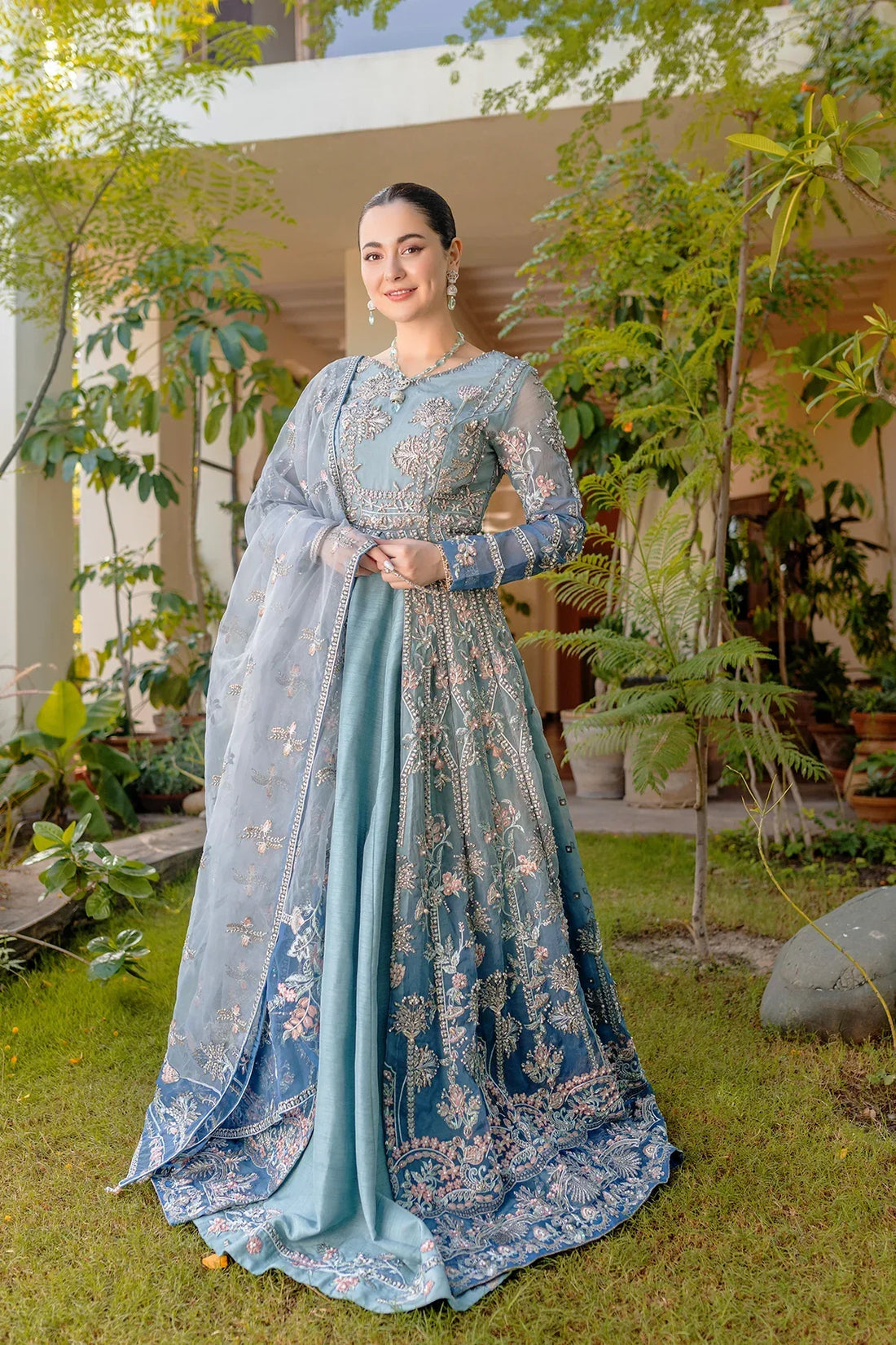 Azzal | Noor Wedding Formals | Mishaal XS