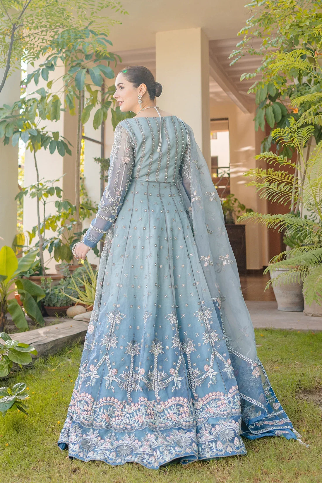 Azzal | Noor Wedding Formals | Mishaal XS