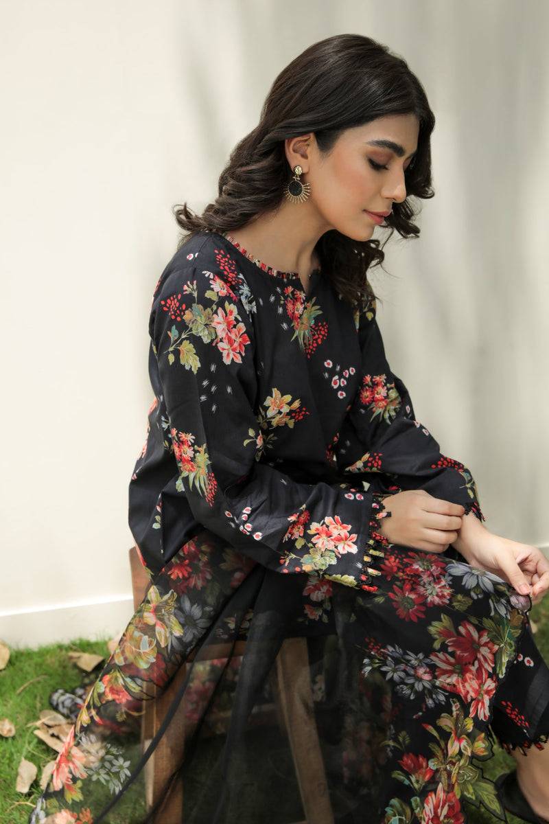 Baroque | Lawn Collection 24 | UF-208 - Pakistani Designer Dress - by Baroque | Type: Luxury - 100% Original at Saira Sultan