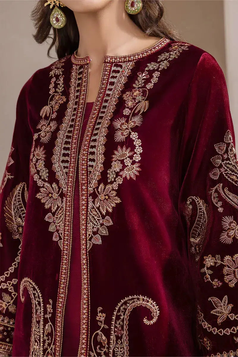 Baroque | Jahanara Luxury Velvet 23 | UF-421 - Pakistani Designer Dress - by Baroque | Type: Formal - 100% Original at Saira Sultan