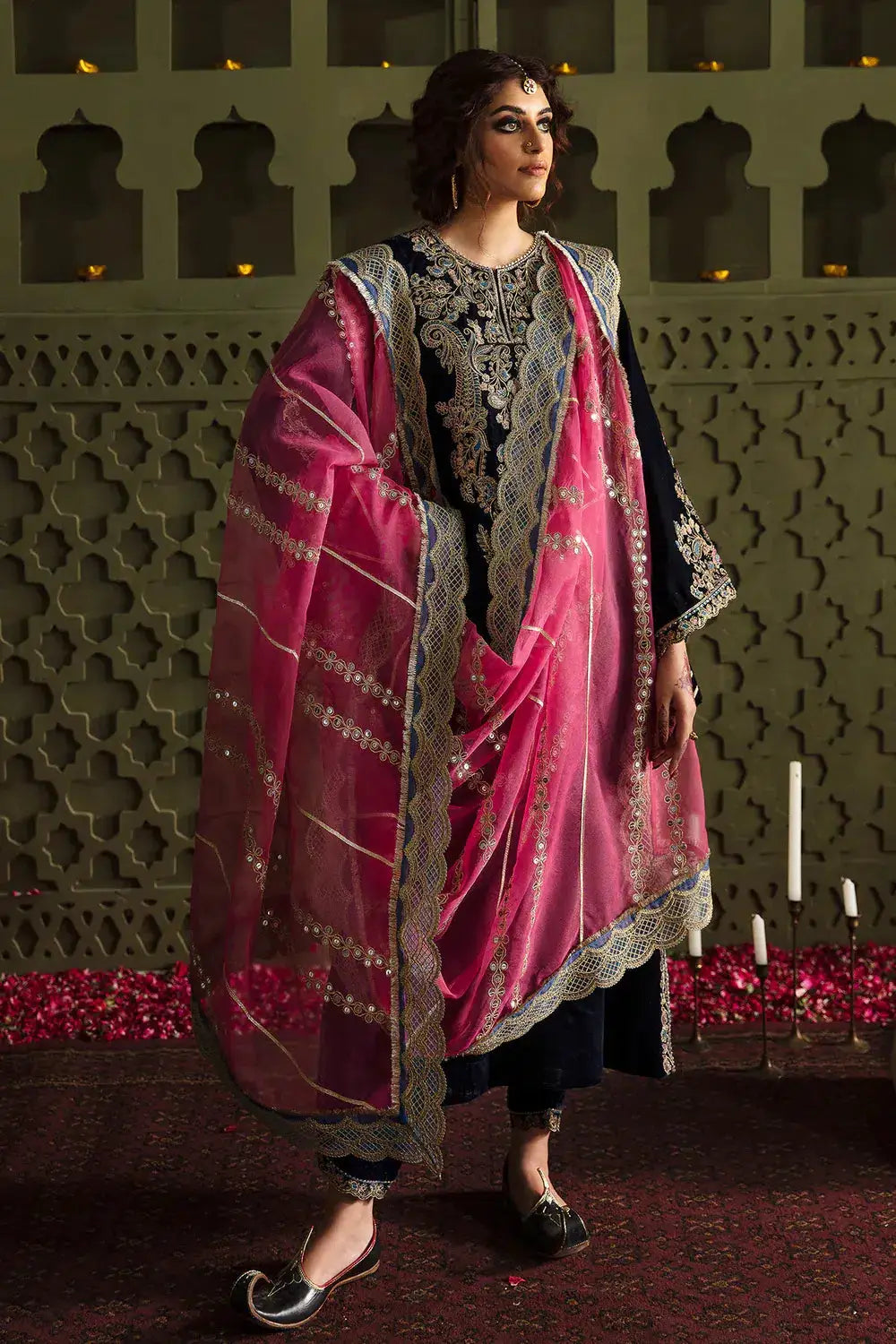 Baroque | Jahanara Luxury Velvet 23 | UF-463 - Pakistani Designer Dress - by Baroque | Type: Formal - 100% Original at Saira Sultan
