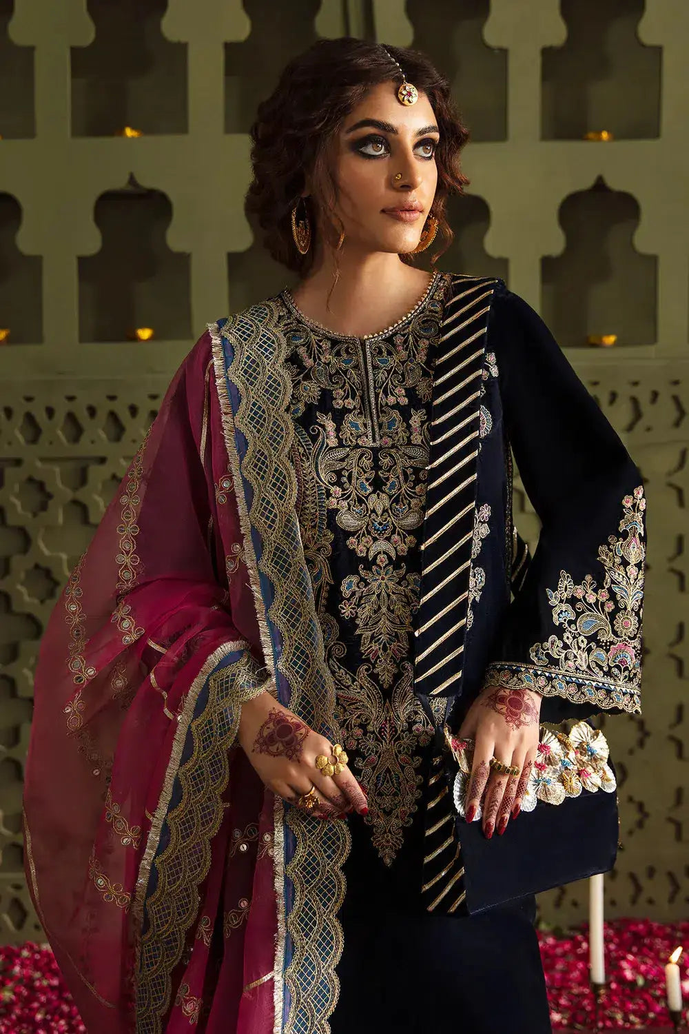 Baroque | Jahanara Luxury Velvet 23 | UF-463 - Pakistani Designer Dress - by Baroque | Type: Formal - 100% Original at Saira Sultan